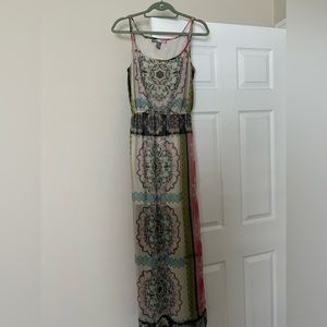 Forever 21 bohemian maxi dress size small